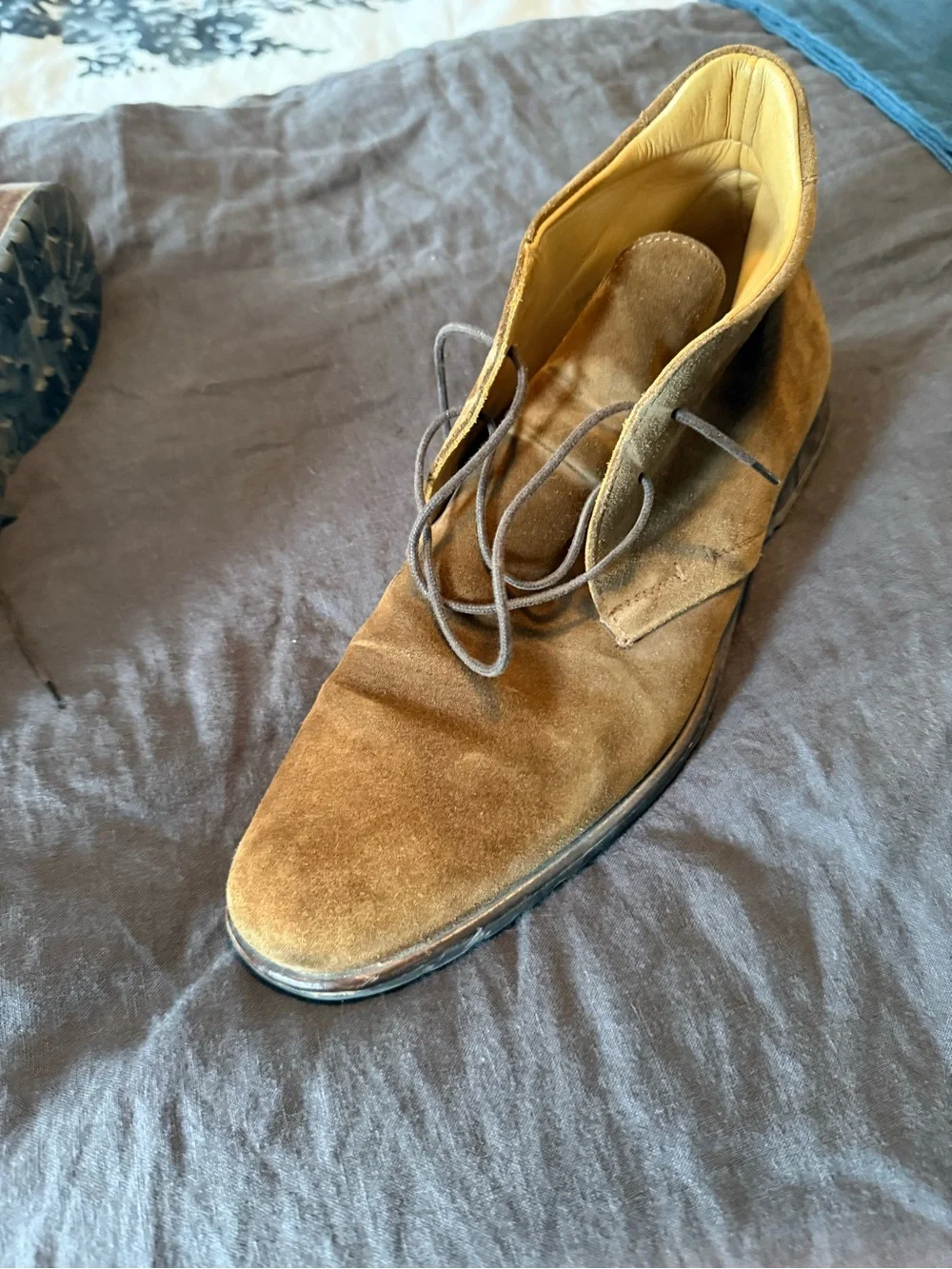 Men's Brown Suede Lace-Up Chukka Boots